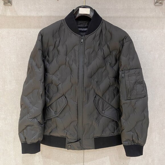 Dolce & Gabbana Other - Dolce & Gabbana DG logo-quilted bomber jacket